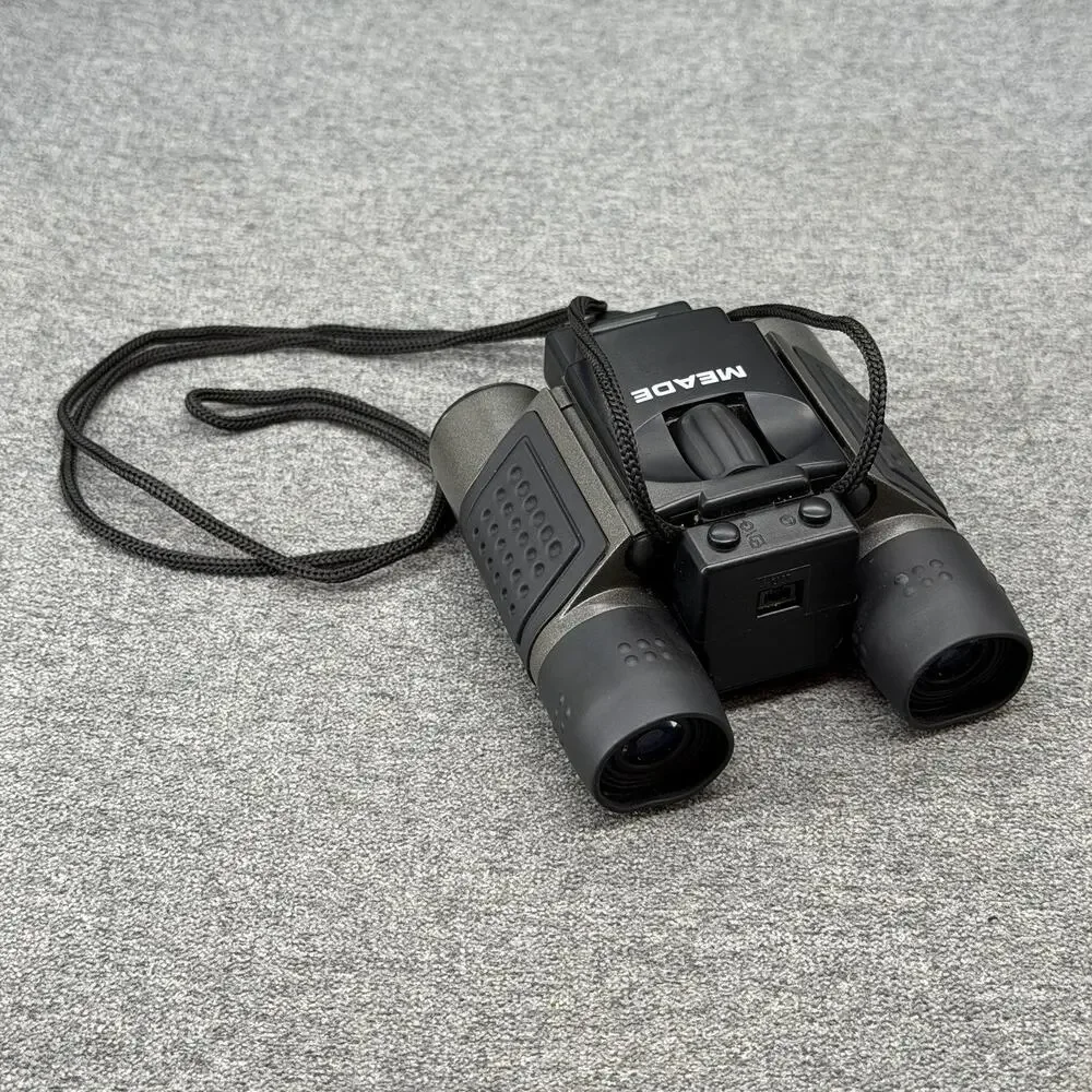 Old Y2K Meade CaptureView 8x22 Integrated Low Pixel Digital Camera Binoculars